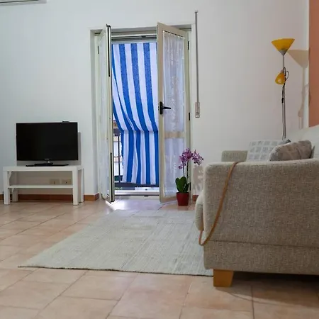 Comodo A Апартаменты *